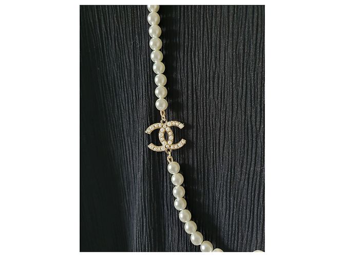 Coco Crush Collana di Perle Chanel Classica Extra Lunga A21 Crociera 100 Anni di Anniversario D'oro - vista 11