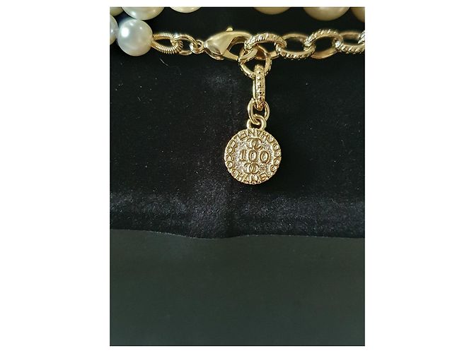 Coco Crush Collana di Perle Chanel Classica Extra Lunga A21 Crociera 100 Anni di Anniversario D'oro - vista 7
