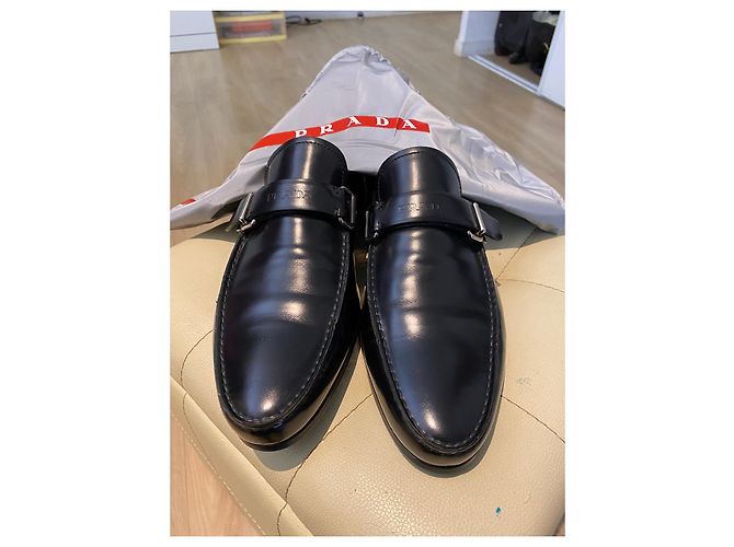 Prada Loafer aus schwarzem Leder - Ansicht 5