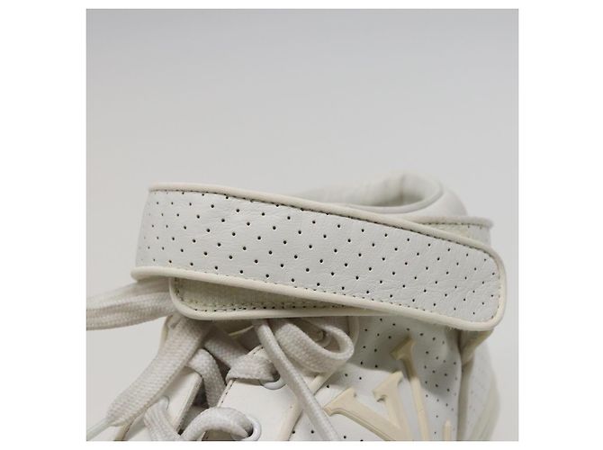 LOUIS VUITTON Sneakers Leder Weiß LV Auth kk232 - Ansicht 8