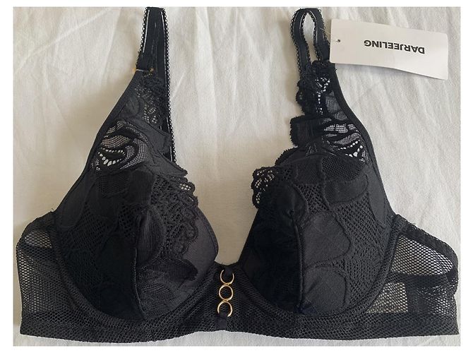 Autre Marque Darjeeling Spitzen Set Schwarz BH und String - Ansicht 2