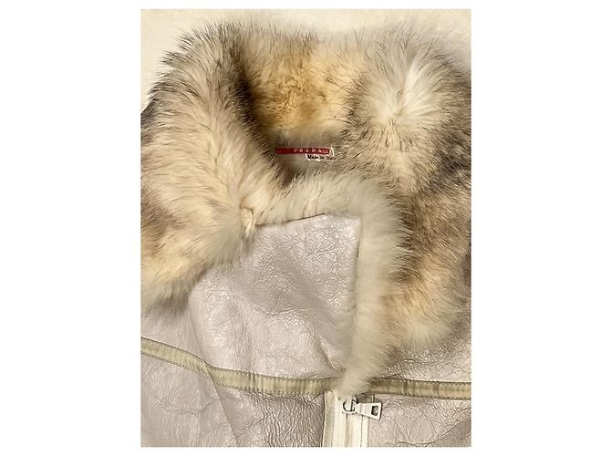 Prada Lammfelljacke mit Fuchsfellkragen beige - Ansicht 3