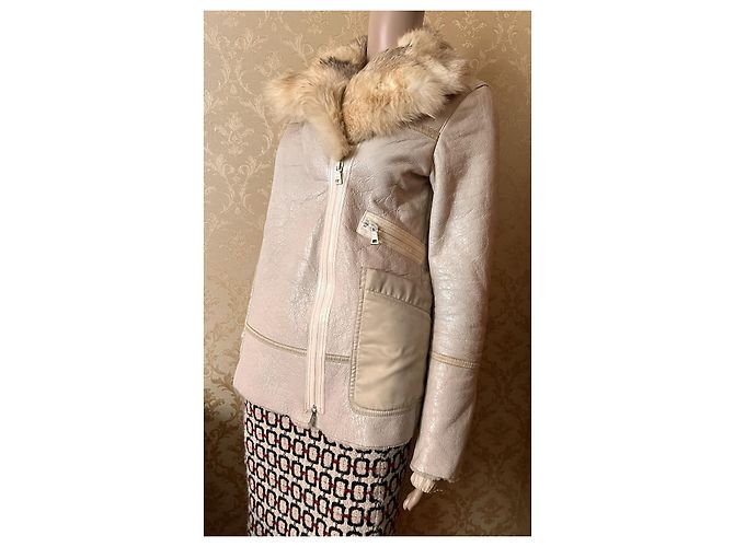 Prada Lammfelljacke mit Fuchsfellkragen beige - Ansicht 8