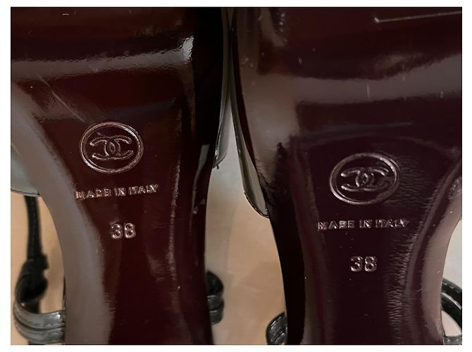 Décolleté Chanel in pelle - vista 10
