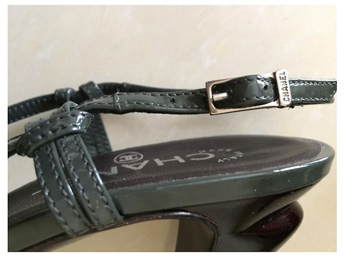 Décolleté Chanel in pelle - vista 8