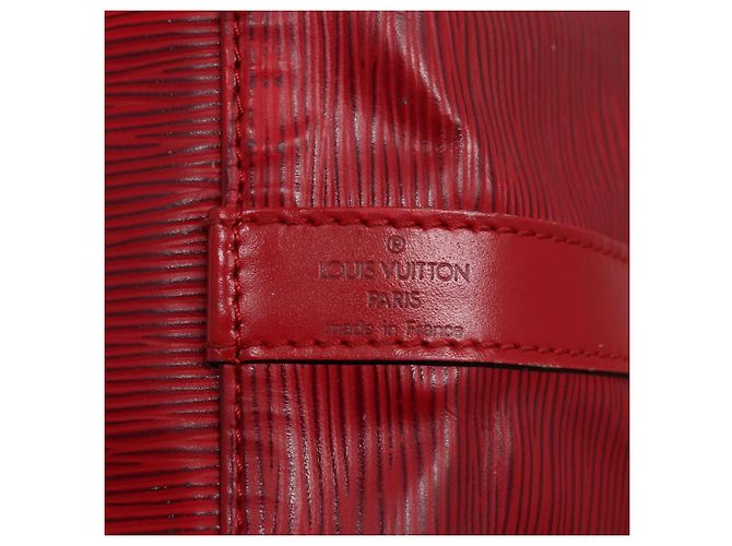LOUIS VUITTON Epi Petit Noe Shoulder Bag Red M44107 LV Auth 77898 - view 19