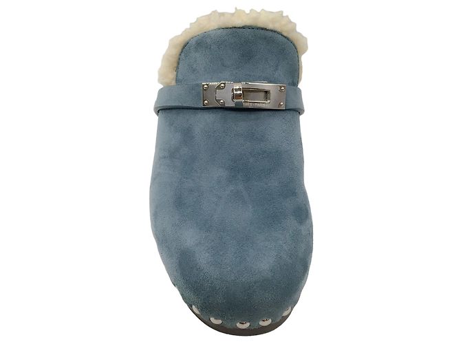 Hermès Mules / Zoccoli Carlotta in pelle di capra scamosciata blu chiaro foderati in shearling Hermes - vista 4