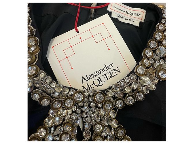 Vestido Capa Joyero Alexander McQueen Negro - vista 10