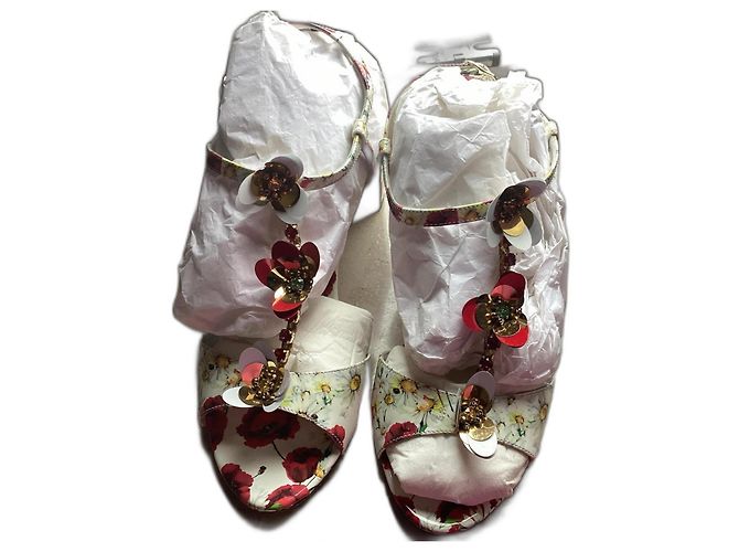 Sandali Dolce & Gabbana in pelle con stampa margherite e papaveri - vista 2