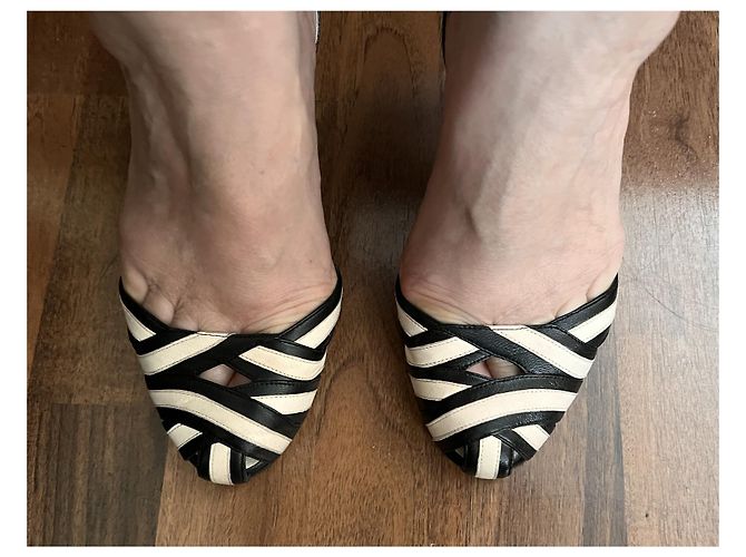 Chanel Leder Pumps Größe 37 - Ansicht 11