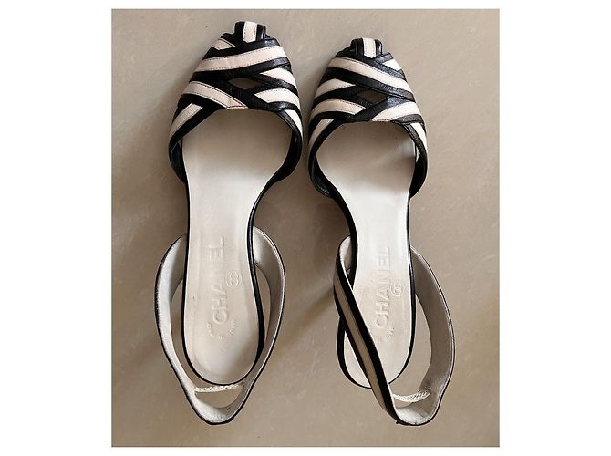 Chanel Leder Pumps Größe 37 - Ansicht 7