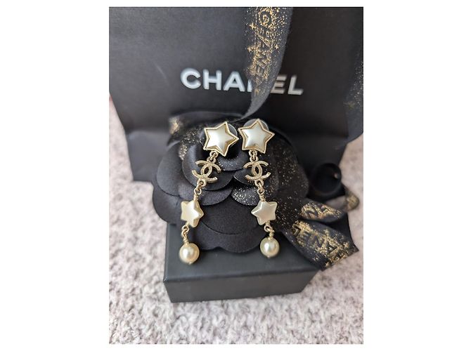 Chanel CC A17B GHW Orecchini Long Logo Pearl Star scatola D'oro - vista 11