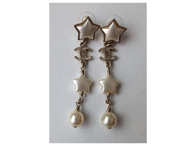 Chanel CC A17B GHW Orecchini Long Logo Pearl Star scatola D'oro - vista 2