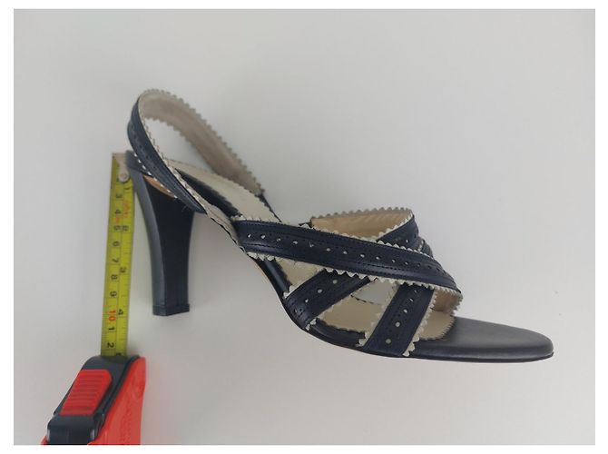 Max Mara Pumps aus Leder Navy Absatz 10 cm Größe 41 Mehrfarben - Ansicht 9