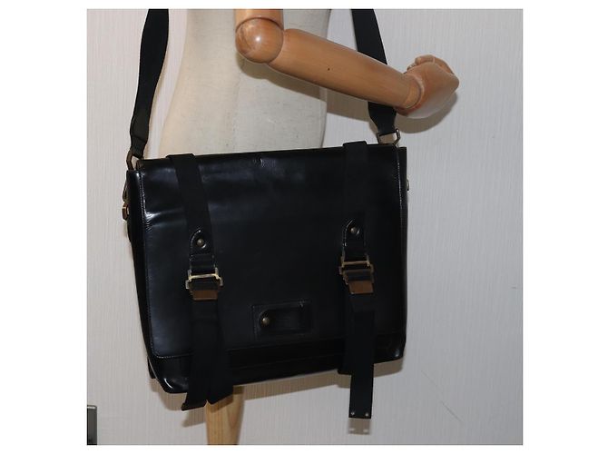 LOUIS VUITTON Borsa a Spalla Nomad Liege Hussars Nera M92224 LV Auth bs14675 Nero - vista 23