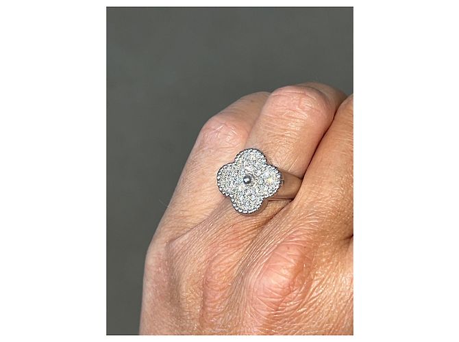 Anello Van Cleef & Arpels Vintage Alhambra in oro bianco con diamanti Argento - vista 2