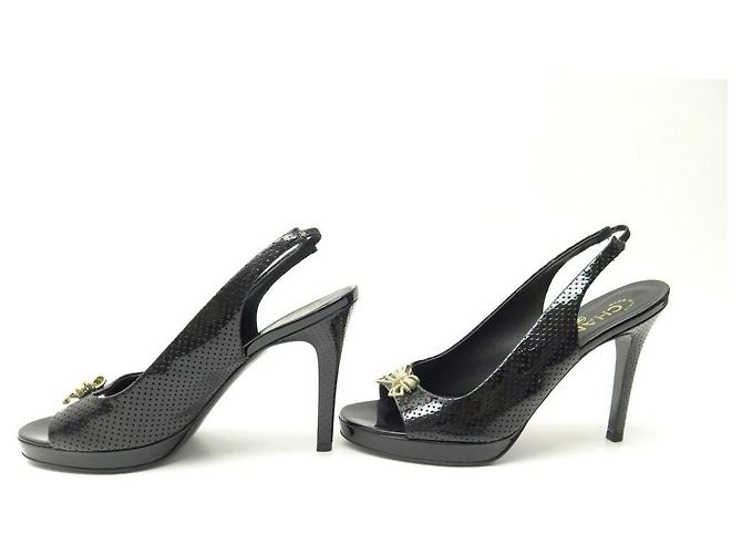 SCARPE CHANEL PUMP FIOCCHI G26717 38.5 IN PELLE LUCIDA NERA - vista 2