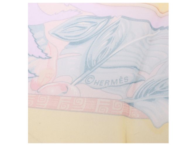 Bufanda de Seda 100% Hermès Carré 90 "ALOHA" Amarillo - vista 12
