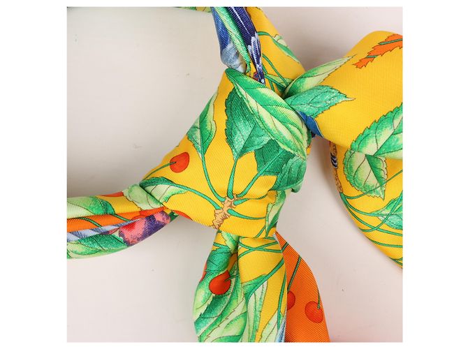 Foulard Hermès Carré 90 "Les merises" 100% Seta Arancione - vista 15