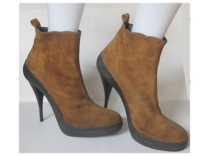 Botines con tacón PIERRE HARDY Castaño - vista 3