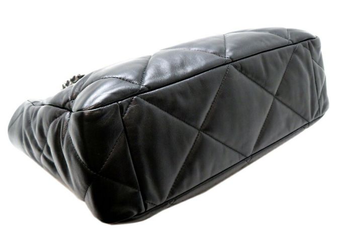 Chanel Chanel 19 Nero - vista 3