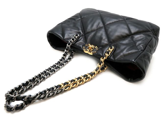 Chanel Chanel 19 Nero - vista 4