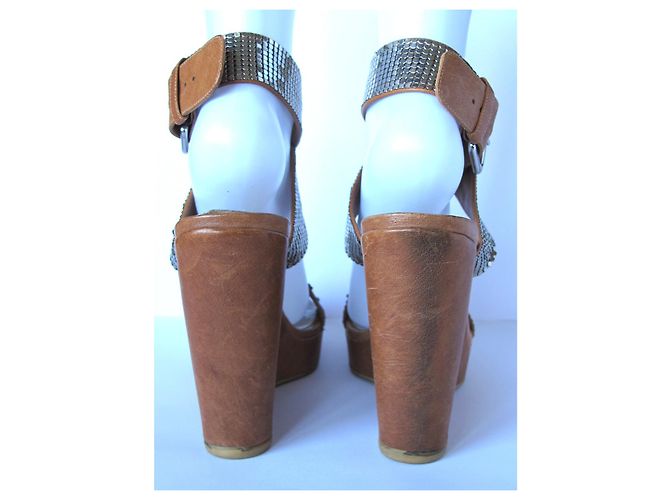 Wedges en cuir marron STUART WEITZMAN - vue 4