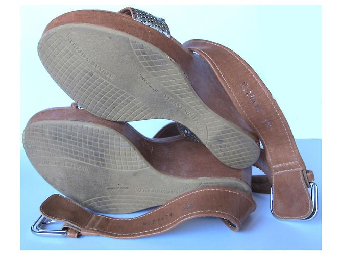 Wedges en cuir marron STUART WEITZMAN - vue 7