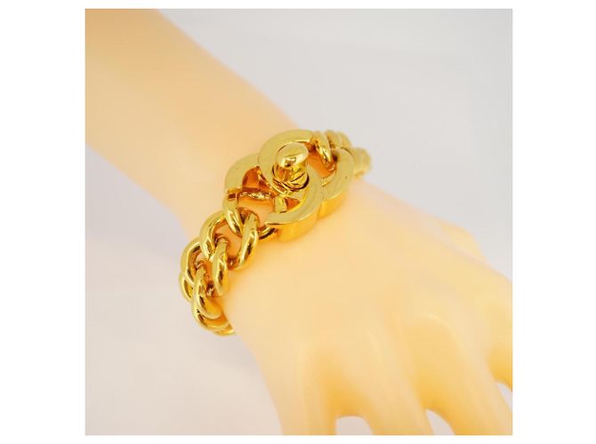 Timeless Bracciale charm placcato oro con chiusura a scatto Chanel per donne - vista 7