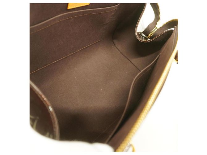 Borsa tote Vernis Sherwood PM di Louis Vuitton in Amarante Bordò - vista 4