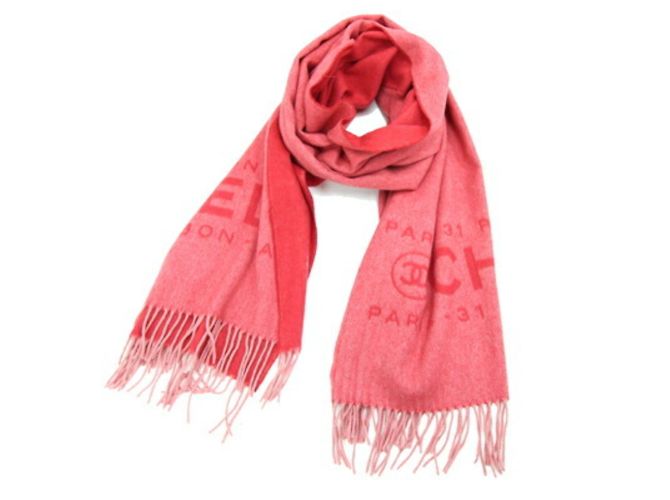 Timeless Chanel Cashmere Stole in Pink and Red - view 4