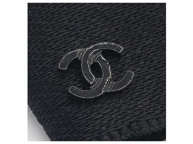 Timeless Clip per capelli in raso nero Chanel per donne - vista 4