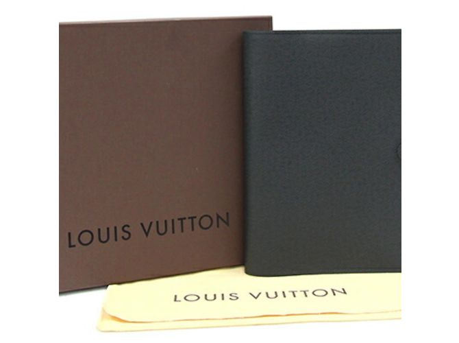 Copertura per notebook in pelle Taiga Louis Vuitton in Ardoise e Nero Grigio - vista 5