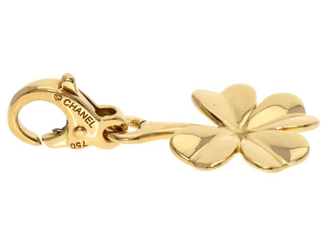 Timeless Pendente Chanel Clover Charm in oro giallo 18K per donne - vista 3