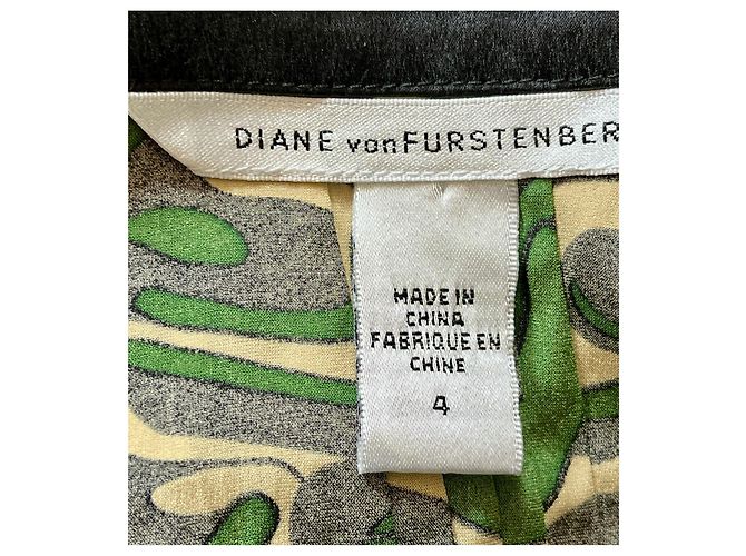 Diane Von Furstenberg Vintage Steffi Kleid von DvF mit Bischofärmeln Schwarz Golden Grün - Ansicht 3