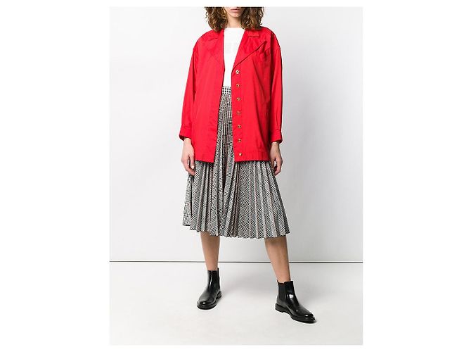 Giacca in nylon rossa Chanel Rosso - vista 2