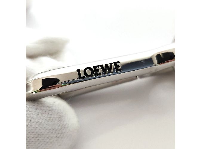 Loewe Meccano Schlüsselanhänger in Schwarz und Beige - Ansicht 5
