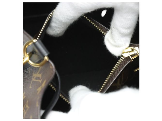 Néonoé Borsa a Spalla Monogram NeoNoe Louis Vuitton in Noir Marrone Nero - vista 18