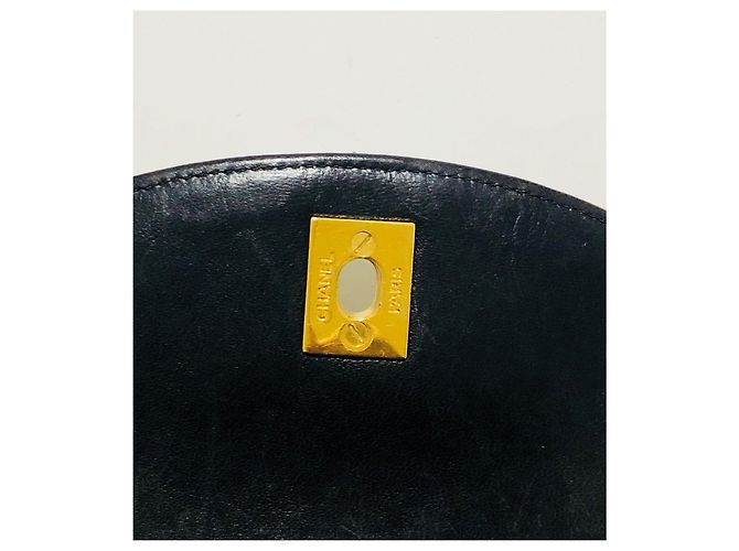 Chanel Duma Rucksack aus schwarzem Lammleder und Gold Gold hardware - Ansicht 15
