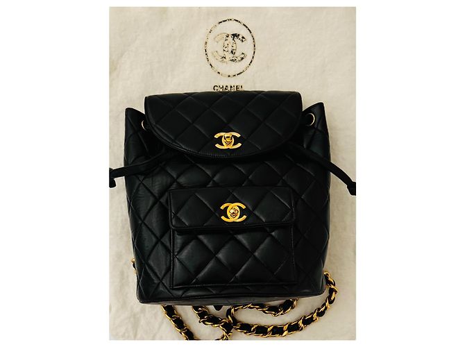 Chanel Duma Rucksack aus schwarzem Lammleder und Gold Gold hardware - Ansicht 20