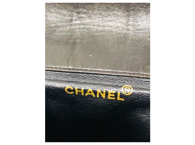 Chanel Duma Rucksack aus schwarzem Lammleder und Gold Gold hardware - Ansicht 9