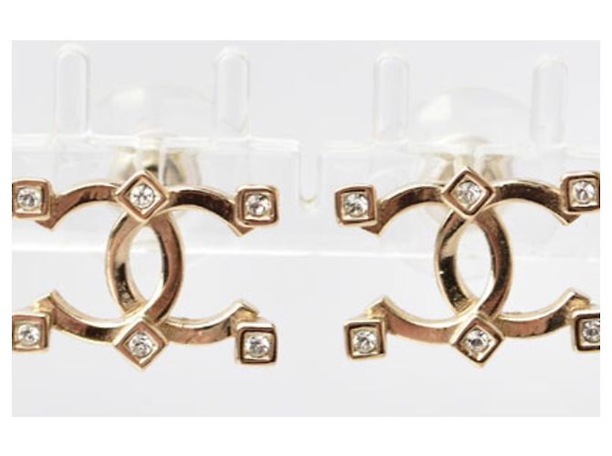 Orecchini a perno in strass dorati Chanel D'oro - vista 6