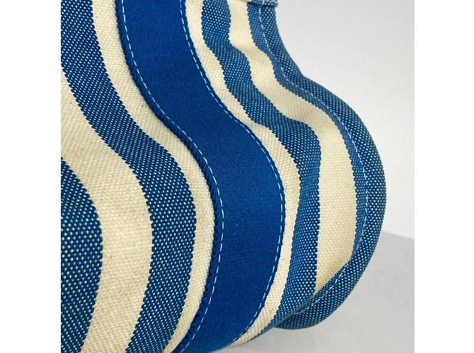 Hermès Hermes Tote Bag Cannes PM aus blauer Leinwand - Ansicht 8