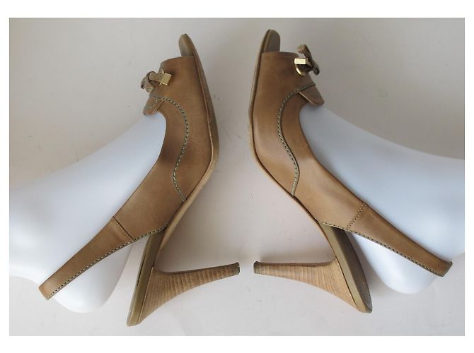 Sandali open toe Tod's in pelle marrone chiaro - vista 11