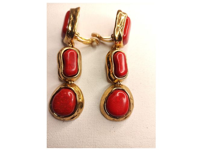 Orecchini Yves Saint Laurent in oro e resina rossa marmorizzata Rosso - vista 2