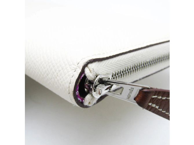 Cartera larga Lucky Daisy de seda Azap de Hermès Púrpura Blanco roto - vista 5