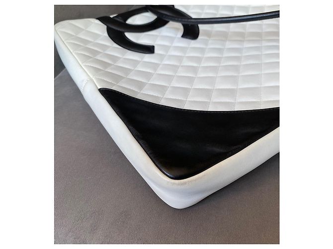 Borsa messenger piatta Chanel Cambon in pelle bianca Bianco - vista 11