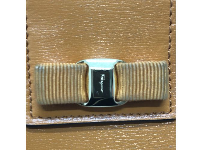 Borsa a spalla in pelle arancione Salvatore Ferragamo - vista 8