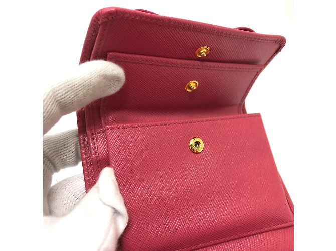 Billetera Trifold Prada 1MH840 en Rosa Peonía - vista 10
