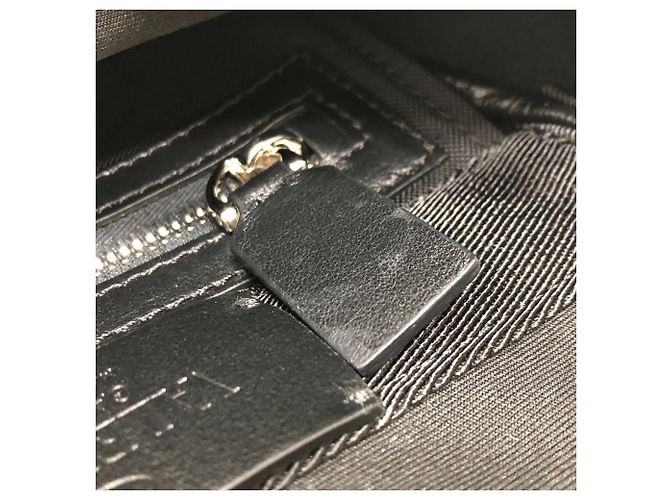Borsa a spalla verde Valentino Garavani - vista 10